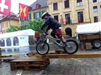 3 juin 2012, d&eacute;monstration &agrave; orbe, Lo&iuml;c sur la poutre