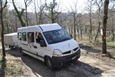 arriv&eacute;e sur place avec le bus et la remorque pleine de v&eacute;lo ! 