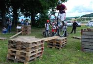le trial, c'est souvent en roue arrière !
