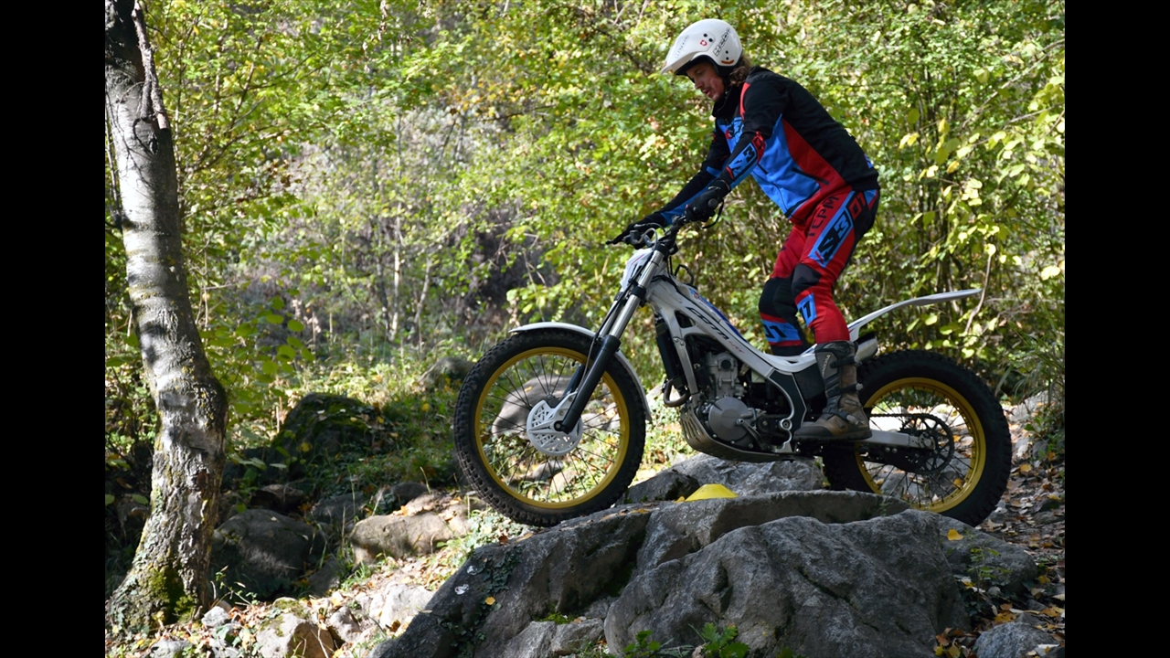2022-11-05_trial-interne-moto_Fully_4902_web
