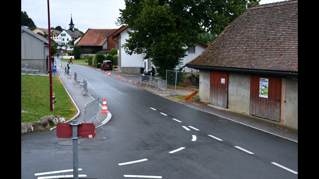2023-08-27_DSC_5860_securite-route