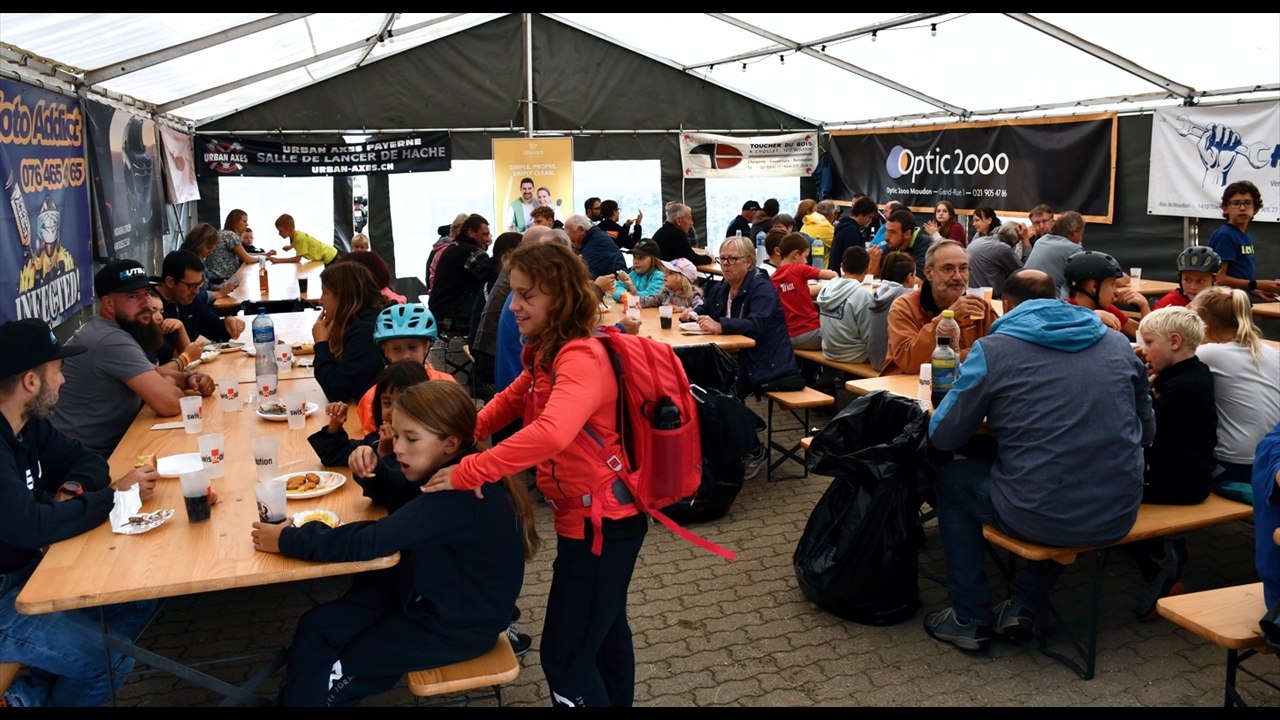 2023-08-27_DSC_5908_cantine