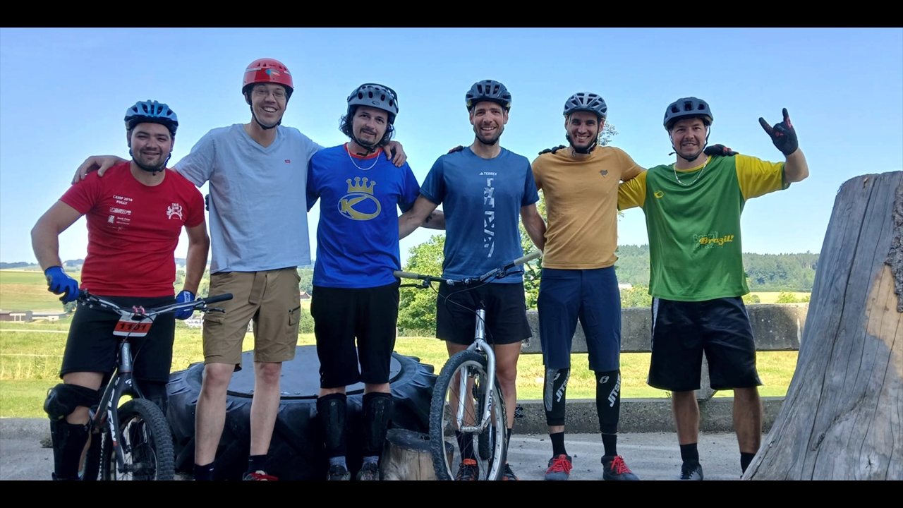 2025-06-22_Velo_reunion-ancien_02web
